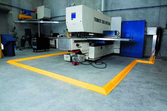 Flexi Bund Floor Bunding Corner Section in safety yellow, 200 x 80 x 400mm, designed for secure containment of hazardous substances.
