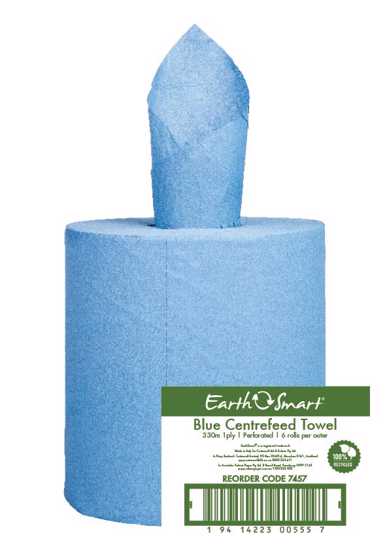 Earthsmart blue recycled centrefeed paper towels, 330m rolls, ideal for cleaning in kitchens and eco-friendly environments.