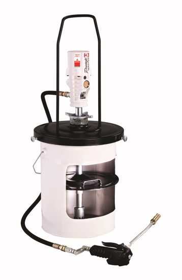 Air operated grease kit with 55:1 pump, 7,950psi pressure, 540g/min flow, ideal for busy workshops.