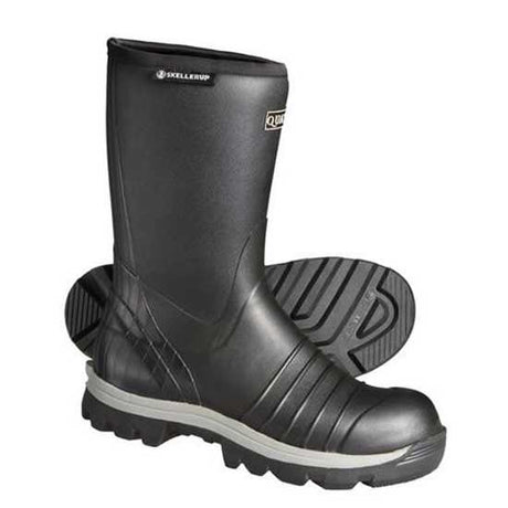 Skellerup Quatro Insulated Calf Gumboot in black, 13-inch height, fleece-lined for warmth in extreme cold conditions.
