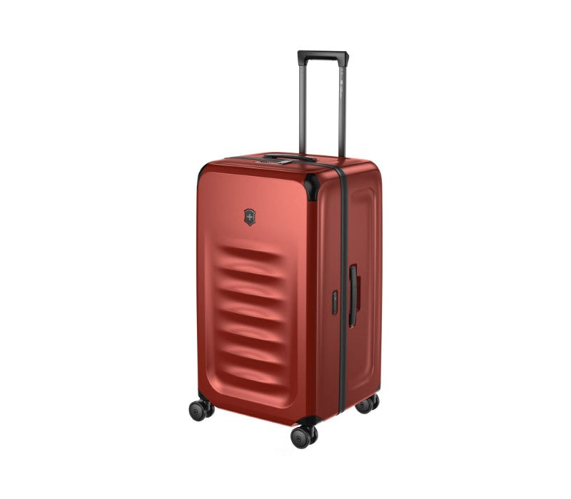 Victorinox Spectra 3.0 Large suitcase in red, made of SORPLAS™ with 99L capacity, dual-tube handle, and 360° wheels.