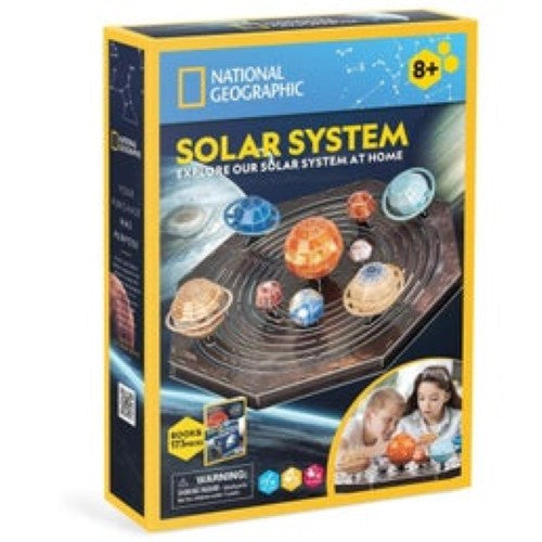 Educational National Geographic Solar System model with 173 pieces for kids 8+, measuring 39.4x45.4x12 cm, no tools needed.