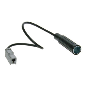 Aerial adaptor lead for Hyundai/Kia, converts factory antenna to standard DIN socket for aftermarket radio enhancement.