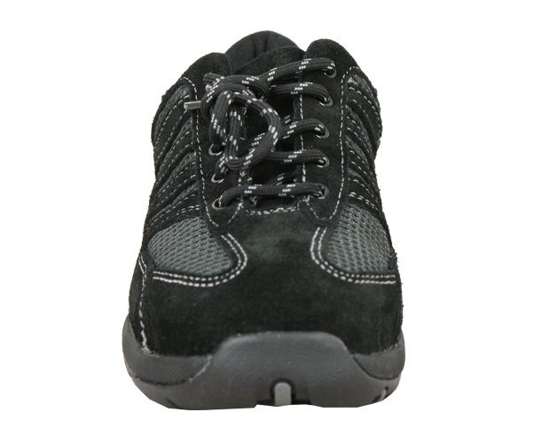 Blundstone Ultimate Women's Safety Shoes (Size 7) in black, featuring steel toe cap, cushioning, and slip-resistant outsole.