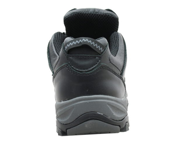 Bata Bickz Black safety shoes size 9 feature composite safety toe, slip-resistant sole, and heat resistance up to 300°C.