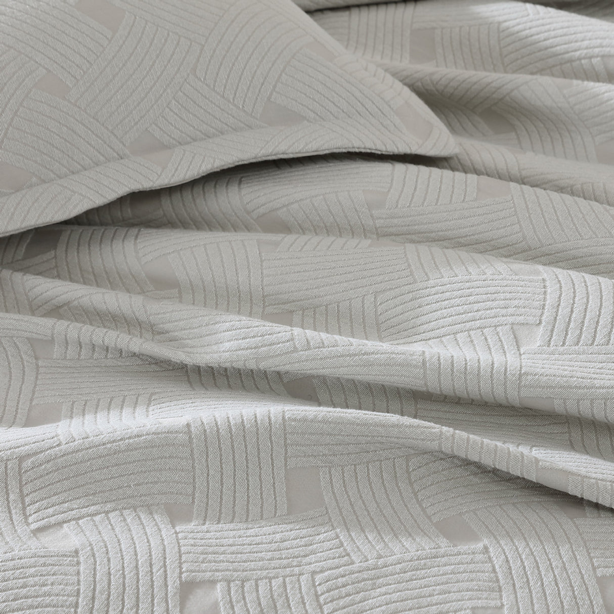 Queen Duvet Cover Set in Nara Stone features a basket weave pattern, offering elegance and comfort for your bedroom decor.