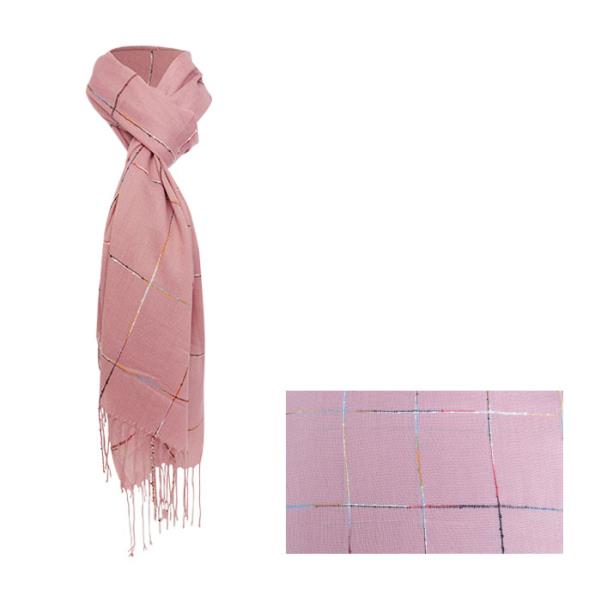 Soft salmon scarf with trim, 100% polyester, 70 x 180 cm, versatile for layering and styling year-round.