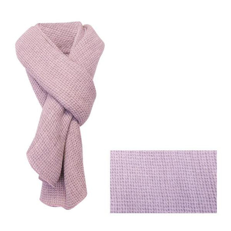 Textured winter-weight scarf in dusky rose, made of 50% polyester and 50% acrylic, measuring 65 x 185 cm for cozy elegance.