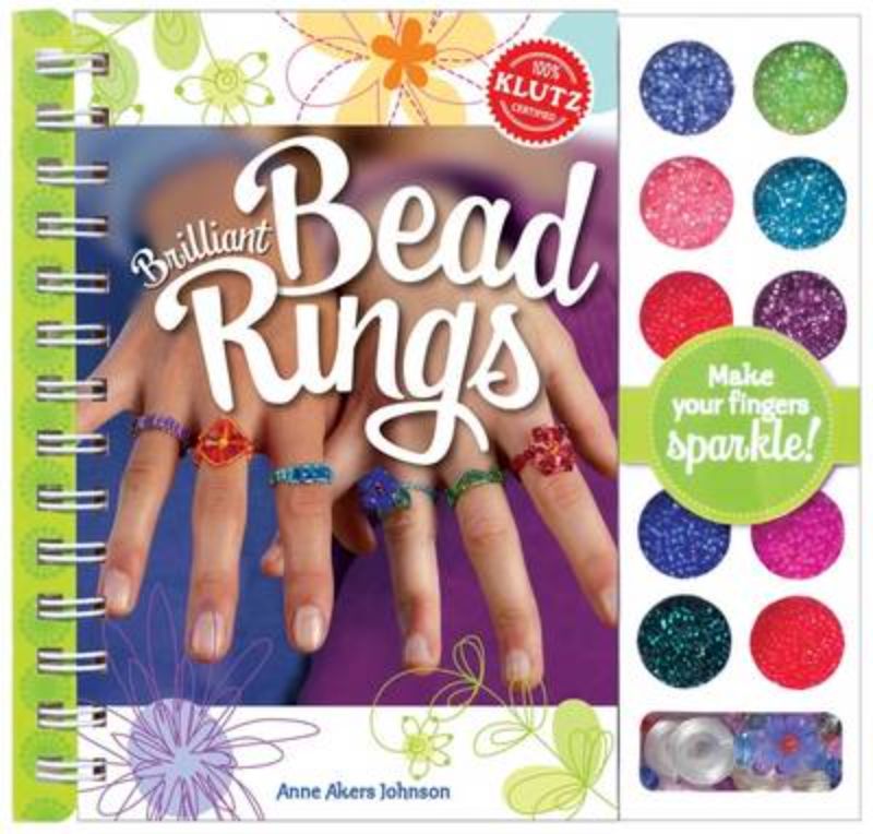 Activity book featuring 60 pages of beading techniques to create seven styles of stunning rings for young artisans.