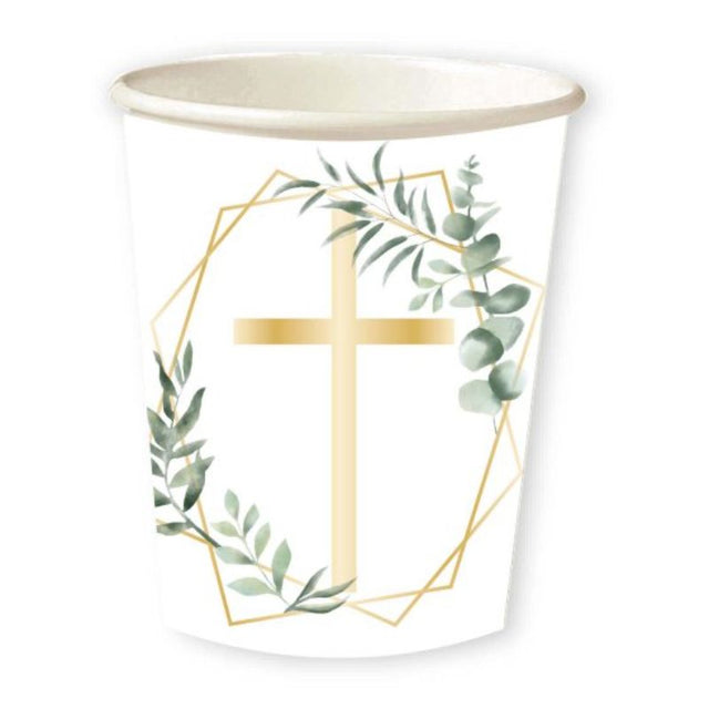 Eco-friendly 237ml paper cups with floral design for stylish gatherings; perfect for drinks at outdoor events and celebrations.