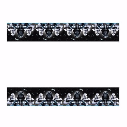 Vibrant Star Wars tablecover featuring iconic characters, perfect for themed parties and gatherings.