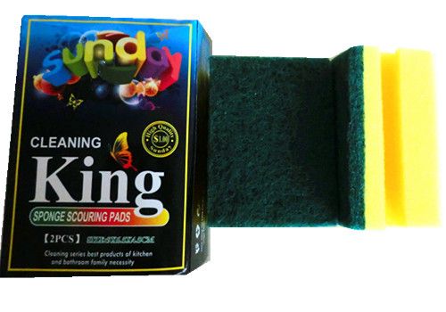 Cleaning sponge with scourer, 10 x 7 x 4 cm, 24 pieces total, ideal for efficient scrubbing and cleaning tasks.