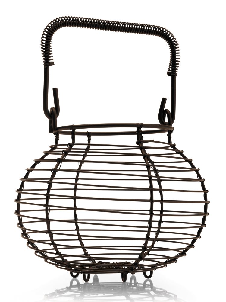 Traditional brown wire garlic basket with open sides, carry handle, perfect for keeping garlic fresh and stylishly displayed.