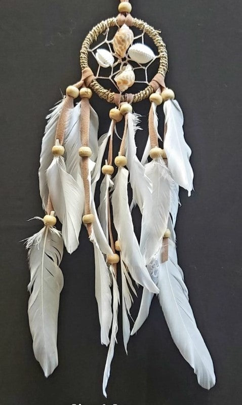 Set of 4 exquisite 6cm seashell dreamcatchers, perfect for beach-themed decor and adding coastal charm to any space.