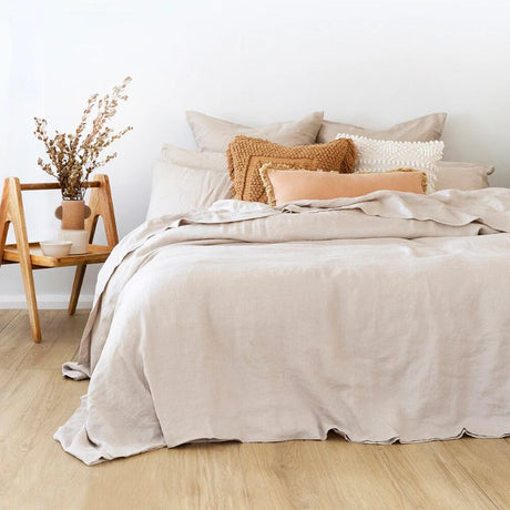 Double duvet cover in Pebble, crafted from 100% French linen, promoting elegance and comfort for a serene bedroom atmosphere.