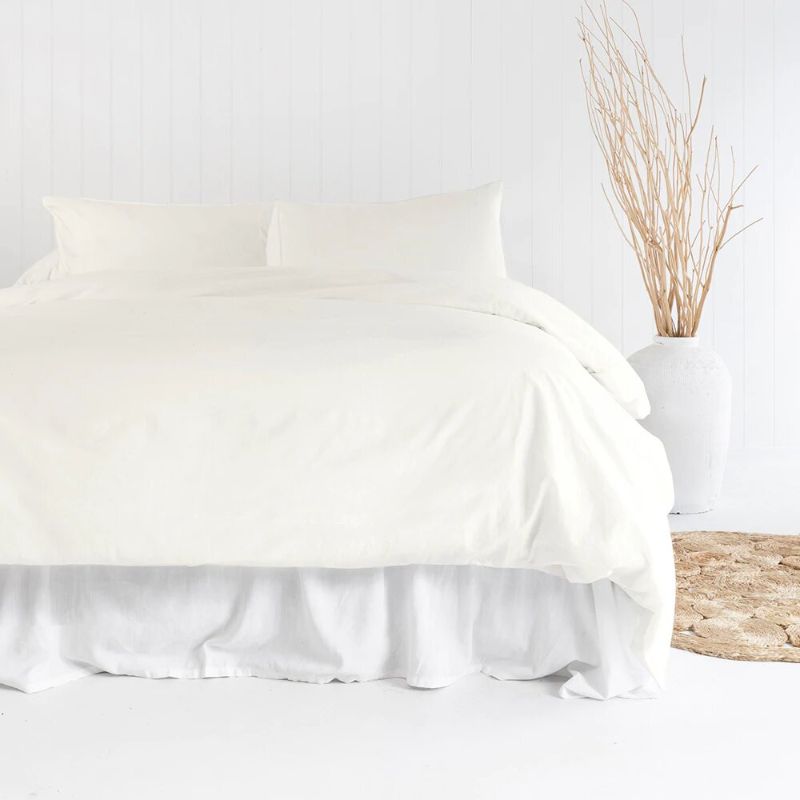 Bambury Temple Super King Duvet Cover in Ivory: luxurious organic cotton, vintage-washed softness, eco-friendly design.