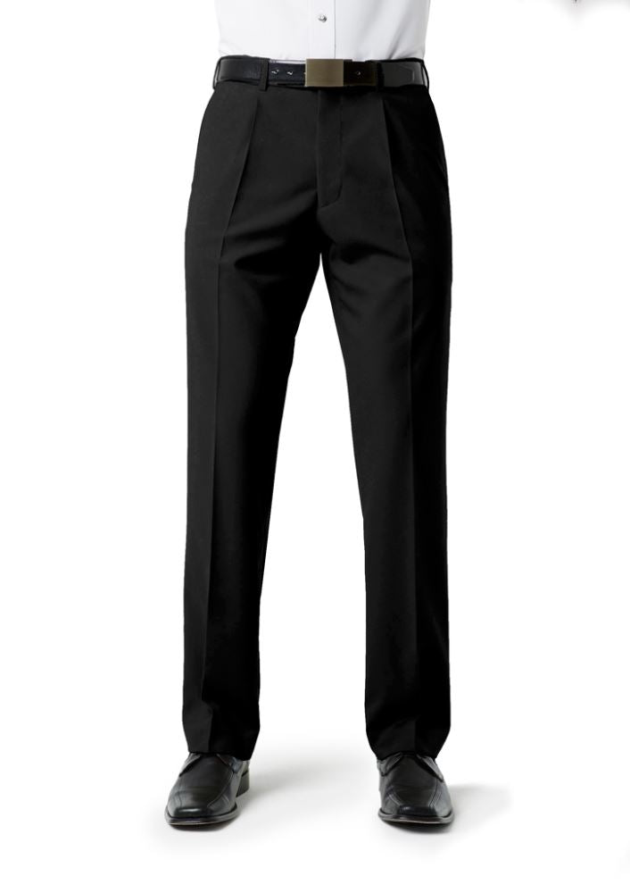 Men's black pleat front pants in size 77, featuring a modern design, easy-care stretch fabric, and multiple pockets for convenience.