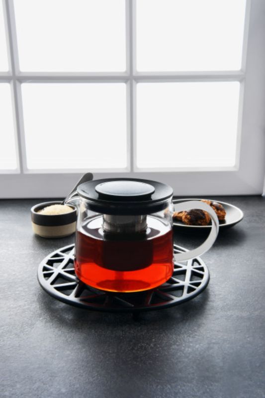 Brew Infusion Teapot with PP lid, 600ml glass, ergonomic handle for easy brewing of tea and infusions.