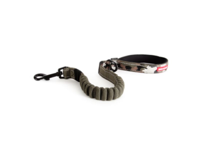 Shock-absorbing 60cm camouflage dog leash with reflective trim and neoprene handle for comfort and control during walks.