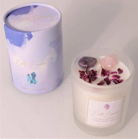 Crystal Soy Wax Candle featuring Amethyst, Lavender, Cedarwood, and Rose Petals, perfect for relaxation and aromatherapy.