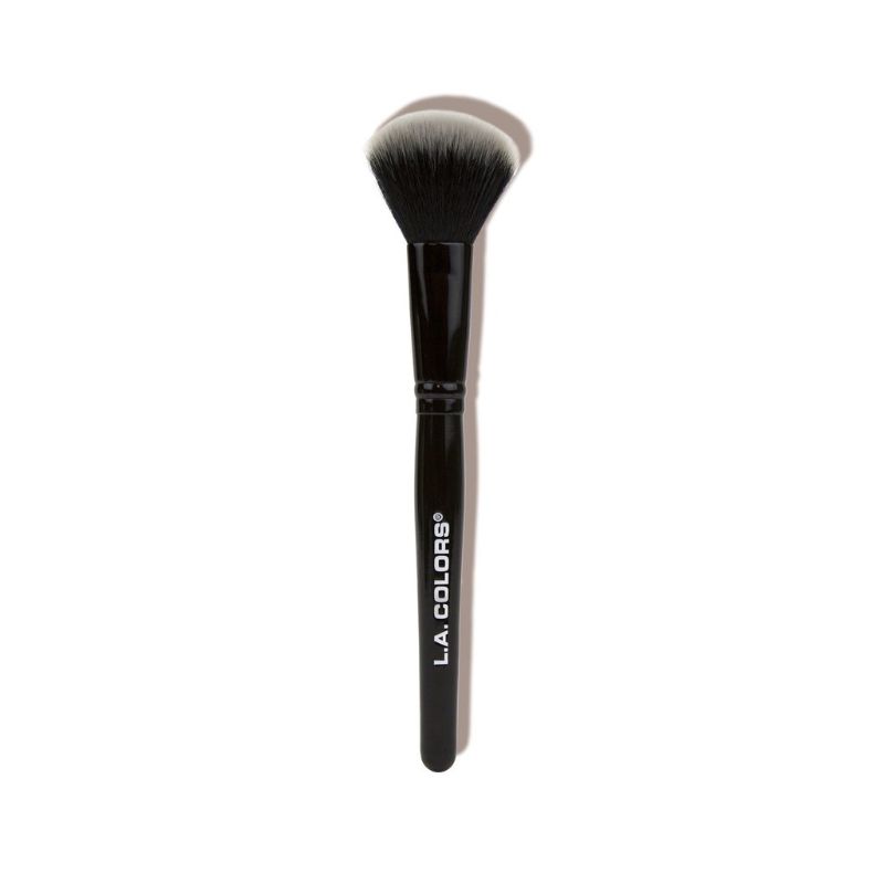 LA Colors Multi-Purpose Brush with soft bristles for blending, contouring, and highlighting for a flawless makeup look.