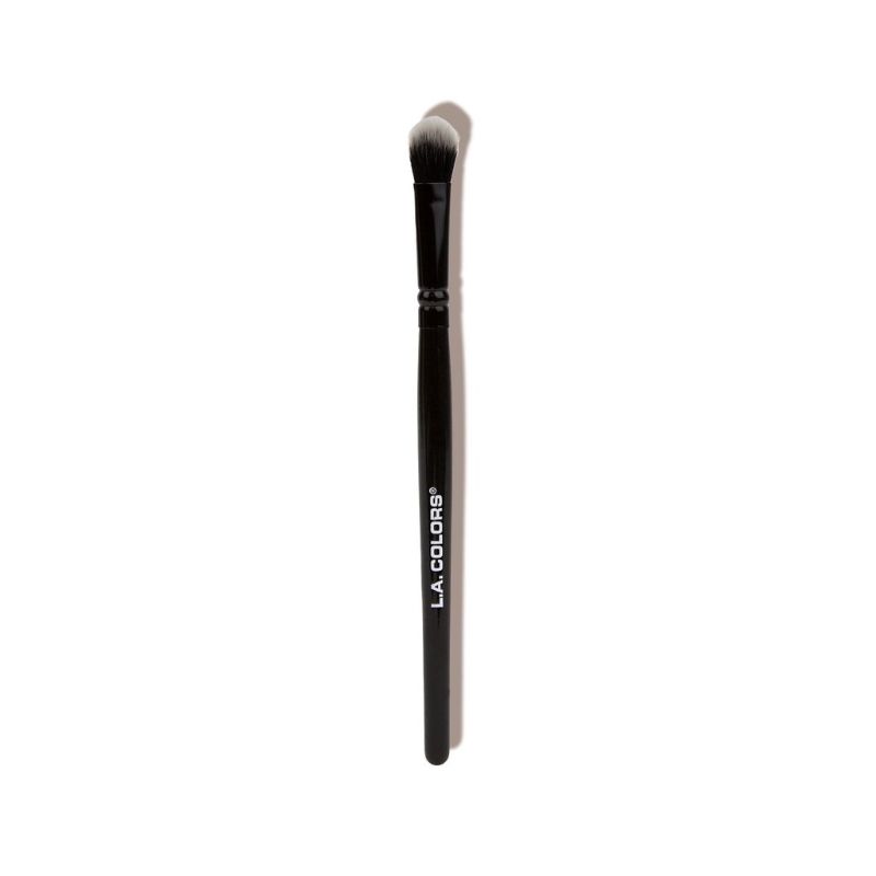 LA Colors Blending Brush with dense oval shape for precise eyeshadow blending and flawless makeup application.