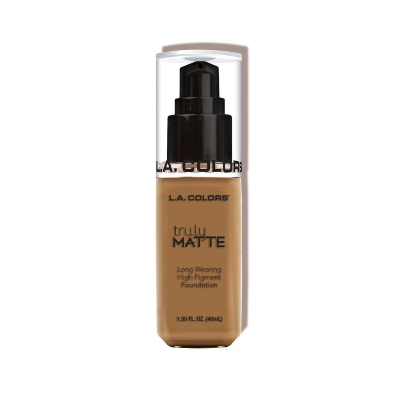 LA Colors Truly Matte Foundation in Caramel offers high-pigment coverage with a liquid-to-matte finish, ideal for oily skin.