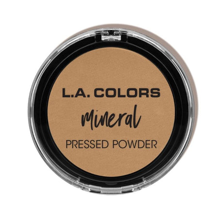 LA Colors Mineral Pressed Powder in Warm Caramel offers lightweight, breathable coverage for a flawless, natural finish.