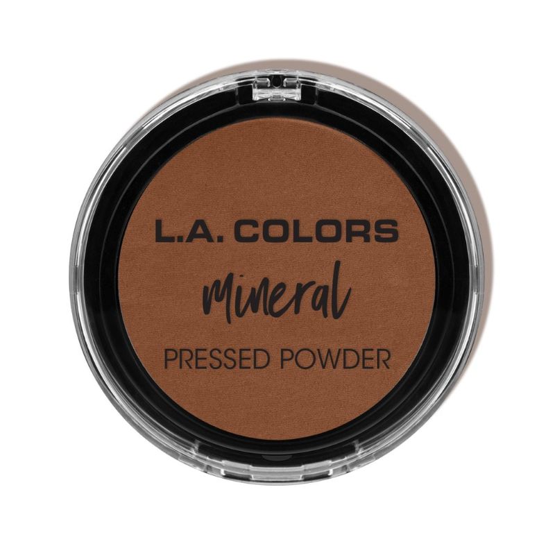 LA Colors Mineral Pressed Powder in Ebony offers a natural, matte finish with lightweight, breathable, talc-free formula.