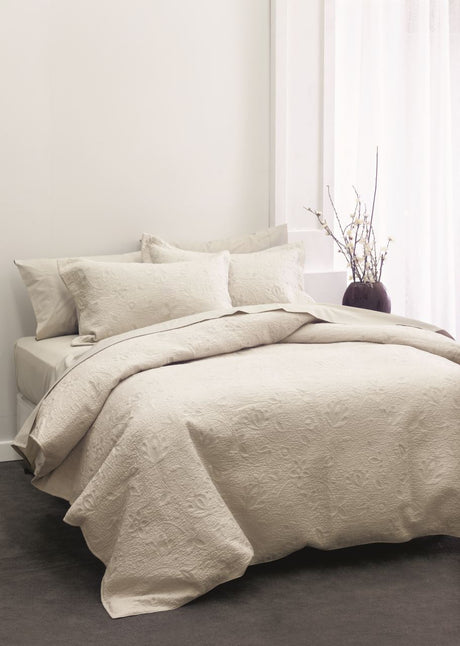 Chantel single bedspread in Moonbeam, 100% cotton, features elegant quilting and includes a matching pillowcase.