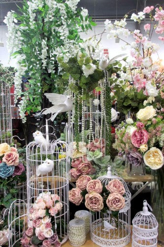 Elegant metal bird cage set of 3 (100cm, 80cm, 60cm) for home decor and bird sheltering, perfect for any event.