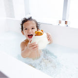 Alt text: Adorable Hape Pop-Up Teddy shower toy for toddlers, promoting imaginative play and fun bath time experiences.