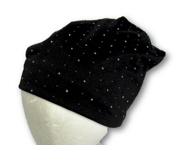 Sparkle Beanie in classic black, featuring a glittering effect for warmth and style in winter fashion.