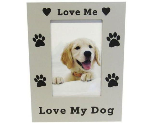 Exquisite wood photo frame for displaying 6 x 4" pictures of your beloved dog, perfect for home decor and gifts.