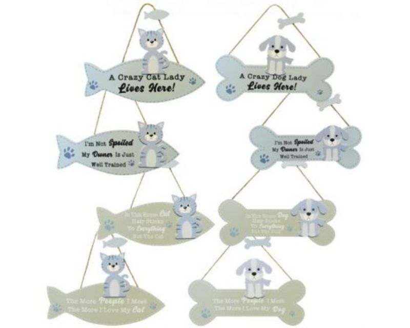 Set of 8 whimsical wooden fish and bone hangers for organizing pet gear, ideal for pet lovers' home decor.