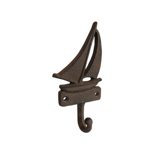 Nautical cast iron hook measuring 16 x 7.5 cm, perfect for marine-themed decor and hanging coats or bags.