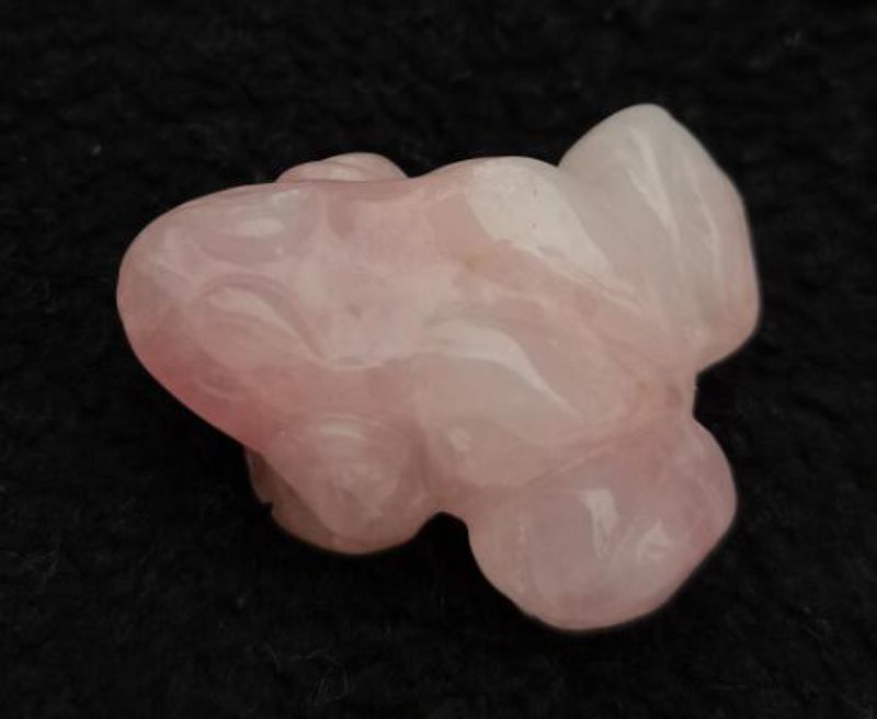 Rose Quartz Frog figurine, 3.75CM, symbolizing love and healing with soothing pink hue. Perfect for wellness and decoration.