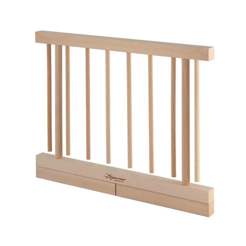 Collapsible beechwood pasta drying rack (36 x 30 cm) for even drying of homemade pasta, ideal for compact kitchens.