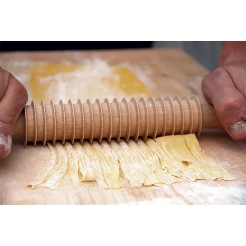 Beechwood pappardelle cutter and rolling pin, 320mm, ideal for making authentic homemade pasta.