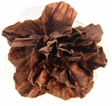 Elegant 11cm flower fascinator with exquisite floral detailing, perfect for weddings and special occasions.