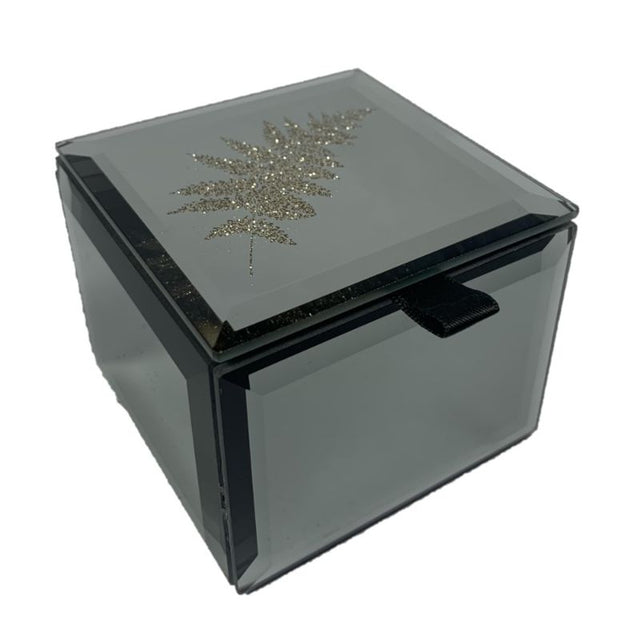 Elegant Bling Mini Box Fern jewellery box, compact with soft lining for rings, earrings, and necklaces, adorned with a nature-inspired design.