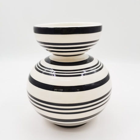 Modern black stripe dolomite vase, 13.7 x 13.7 x 15.5cm, perfect for floral arrangements or as a stylish decor piece.