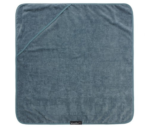 Luxurious grey hooded towel for babies, soft and absorbent, perfect for keeping little ones warm and cozy after baths.