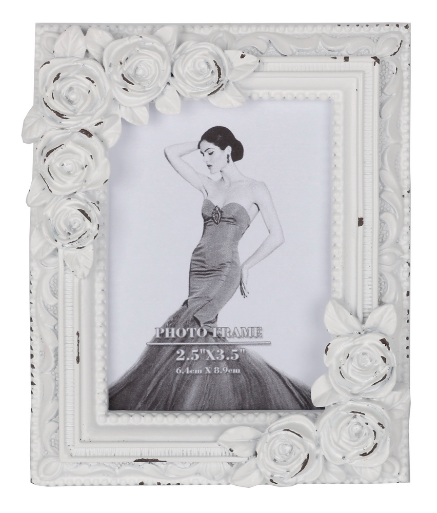 Elegant Primrose Rectangle photo frame (8.9cm), ideal for 2.5 x 3.5 inch photos, enhances any decor with sophistication.