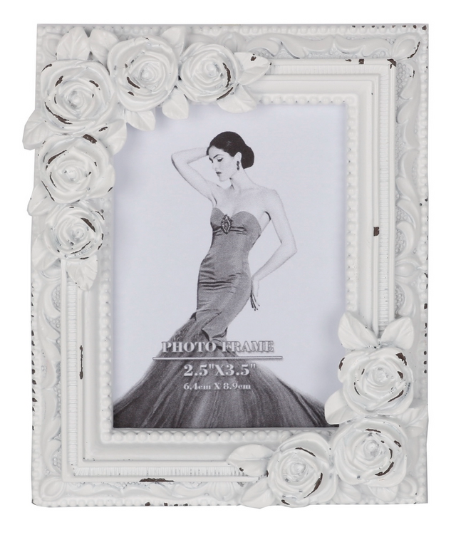 Elegant Primrose Rectangle photo frame (8.9cm), ideal for 2.5 x 3.5 inch photos, enhances any decor with sophistication.