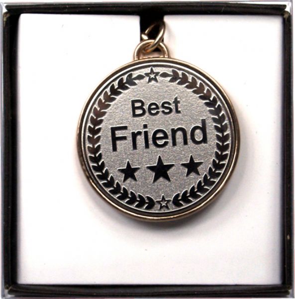 Stylish Medal Keyring Best Friend, symbolizing friendship, perfect for gifts and daily use, lightweight and customizable.