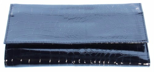 Exquisite jewelry roll for travel, featuring multiple compartments for safe, tangle-free storage of accessories.