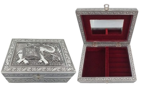 Handcrafted elephant design jewelry box with ring holder, measuring 17.5cm, perfect for organizing rings and earrings.