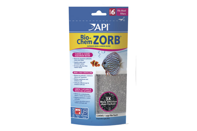 Aquarium Filter API Bio-Chem Zorb pouch for clear water, removes pollutants, odors, and heavy metals without losing trace elements.