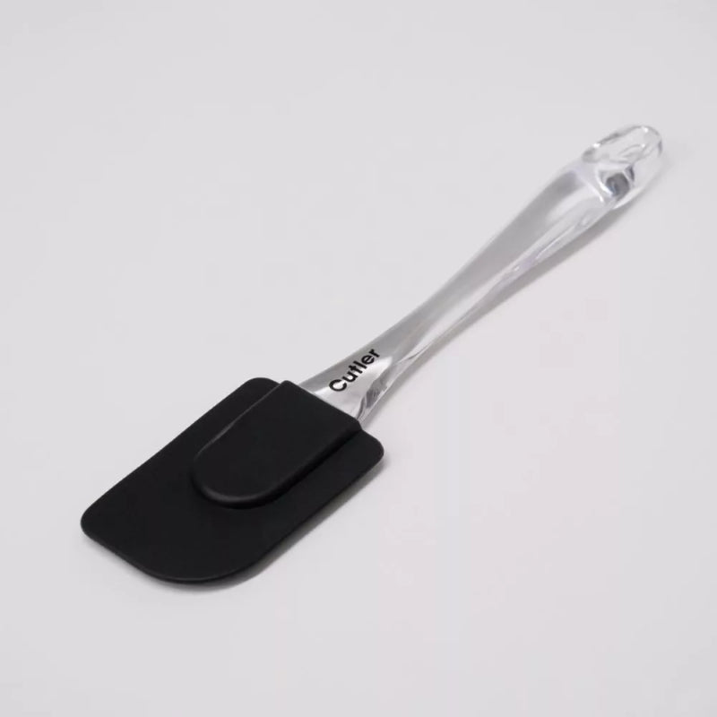 High-quality silicone spatula with wooden handle, perfect for flipping, mixing, and serving in the kitchen.